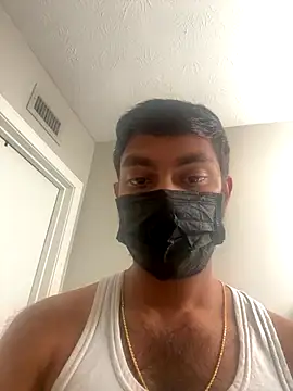 Snapshot of rohitgun023 chatting on 12/15/25, 11:47 rohitgun023 online show from 12/15/25, 11:47