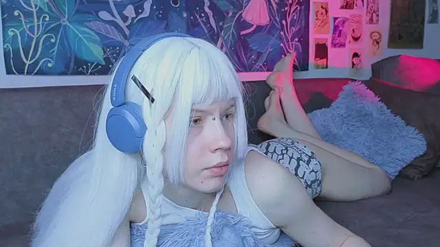 PeacchyPawss online show from 05/11/26, 09:48