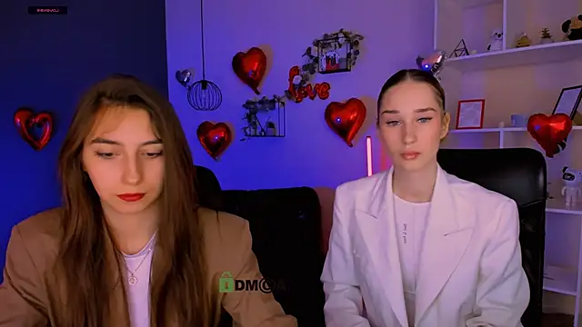 mila firee online show from 02/20/26, 09:43