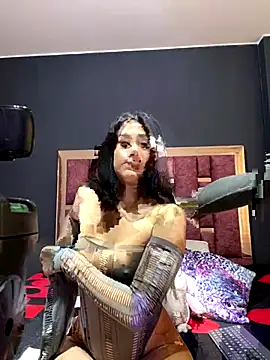 Snapshot of MiaTozier chatting on 12/16/25, 12:21 MiaTozier online show from 12/16/25, 12:21