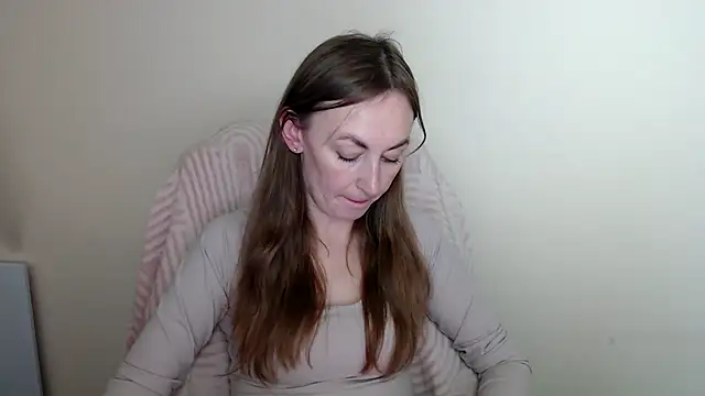 LiaSeass  online show from 05/21/26, 12:45