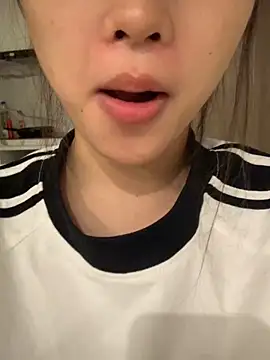-Bibi-18 online show from 04/30/26, 12:55