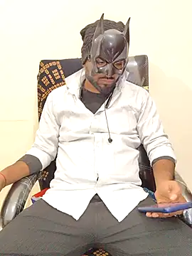 Snapshot of Crazy_1Boy chatting on 12/18/25, 04:24 Crazy 1Boy online show from 12/18/25, 04:24