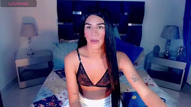 Snapshot of danielaacostats chatting on 12/13/25, 10:15 danielaacostats online show from 12/13/25, 10:15