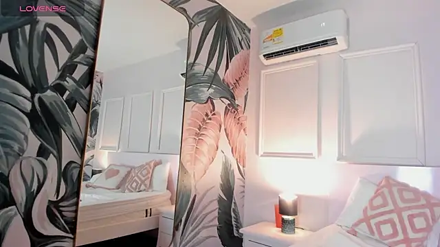 EVANGELIINE 21 online show from 02/07/26, 06:55