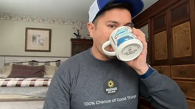 Snapshot of pumpndump89926 chatting on 12/16/25, 01:49 pumpndump89926 online show from 12/16/25, 01:49