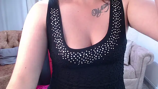 amanda rousee online show from 05/07/26, 03:34