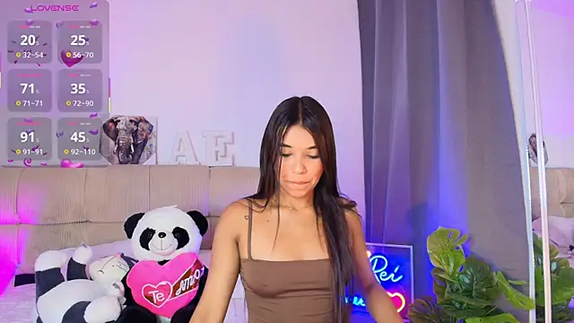 Snapshot of Ana_herrera chatting on 05/27/26, 11:29 Ana herrera online show from 05/27/26, 11:29