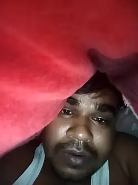 Snapshot of ahannaskar228 chatting on 12/22/25, 09:23 ahannaskar228 online show from 12/22/25, 09:23