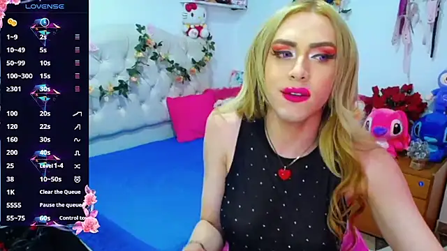 Snapshot of golden_girl01 chatting on 12/22/25, 07:22 golden girl01 online show from 12/22/25, 07:22