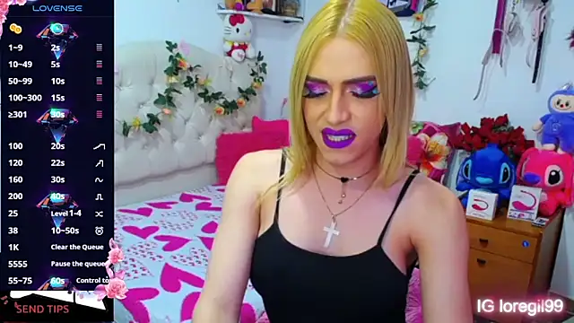 Snapshot of golden_girl01 chatting on 01/06/26, 01:31 golden girl01 online show from 01/06/26, 01:31