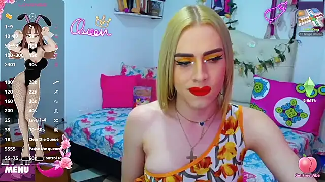 Snapshot of golden_girl01 chatting on 02/14/26, 06:15 golden girl01 online show from 02/14/26, 06:15