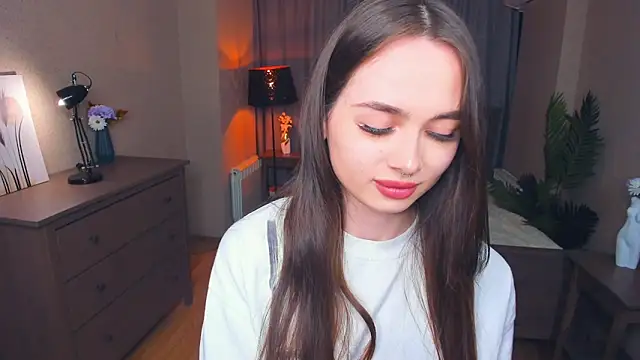 YvonneRobes online show from 02/06/26, 07:17