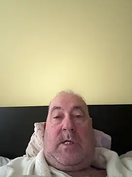 csikar online show from 03/26/26, 06:08