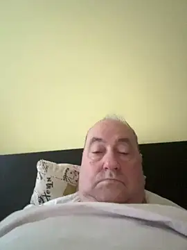 csikar online show from 04/08/26, 04:56