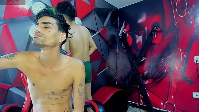 Hot Boys Without Limits online show from 12/14/25, 04:18