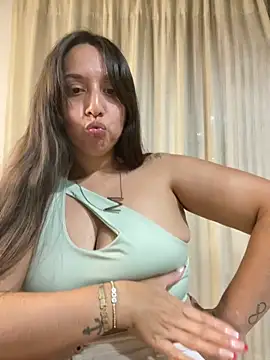 Soy maiaa4 online show from 02/14/26, 02:19