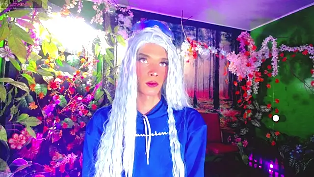 Snapshot of camila_vasquez_ chatting on 12/15/25, 08:02 camila vasquez online show from 12/15/25, 08:02