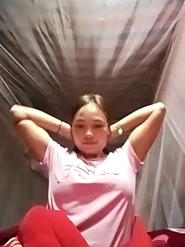 Snapshot of Phyya_K2 chatting on 12/13/25, 10:26 Phyya K2 online show from 12/13/25, 10:26