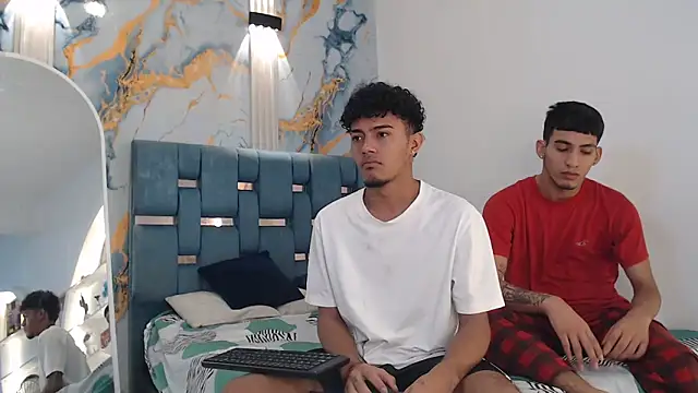 DIAMOND BLACKS online show from 03/17/26, 07:23