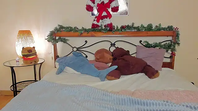 Snapshot of miya_soft chatting on 01/13/26, 01:55 miya soft online show from 01/13/26, 01:55