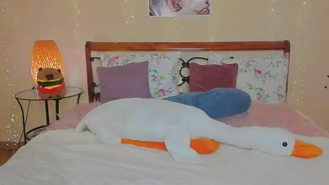 Snapshot of miya_soft chatting on 07/08/26, 03:16 miya soft online show from 07/08/26, 03:16