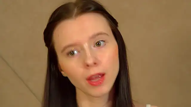 ArinaKubrick online show from 04/14/26, 04:35