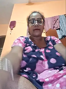 MISTI KOLK online show from 07/17/26, 05:29