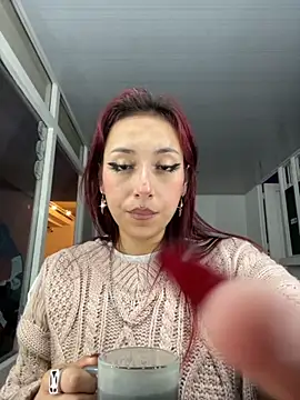 HoneyRed3 online show from 12/16/25, 04:28