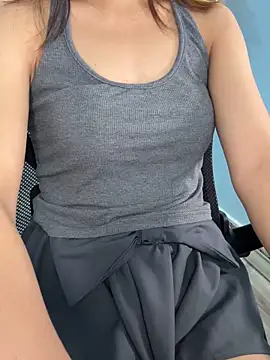 Chichi 86 online show from 06/15/26, 01:52