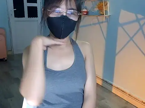 Snapshot of Chichi_86 chatting on 06/20/26, 04:32 Chichi 86 online show from 06/20/26, 04:32