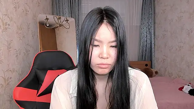 amiya cute online show from 03/25/26, 04:24