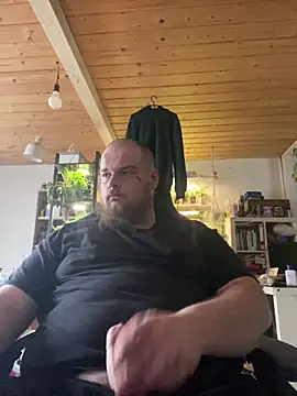 YoursxTruly online show from 02/20/26, 03:12