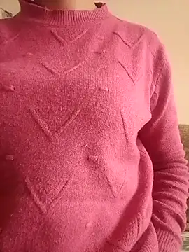 Snapshot of Friiza chatting on 12/15/25, 03:27 Friiza online show from 12/15/25, 03:27