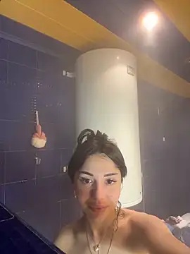 Snapshot of SilkyMira chatting on 02/26/26, 03:11 SilkyMira online show from 02/26/26, 03:11