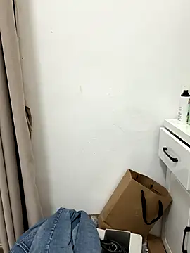 Snapshot of Niuniu1989 chatting on 12/16/25, 09:14 Niuniu1989 online show from 12/16/25, 09:14