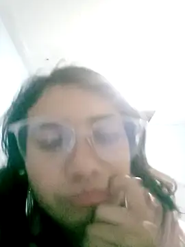 Snapshot of moodsailor chatting on 12/22/25, 11:46 moodsailor online show from 12/22/25, 11:46