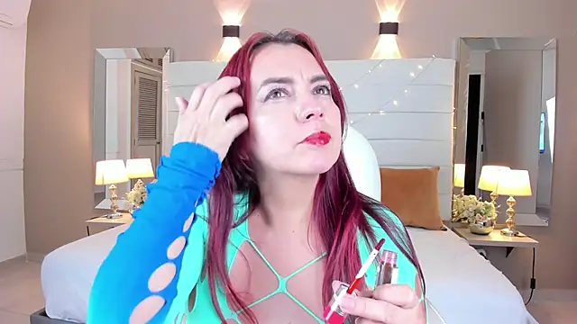 Snapshot of maturexxx_ chatting on 11/15/25, 07:54 maturexxx online show from 11/15/25, 07:54