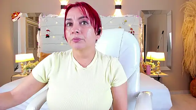 Snapshot of maturexxx_ chatting on 12/01/25, 07:30 maturexxx online show from 12/01/25, 07:30