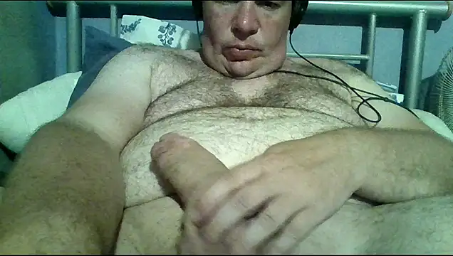 Snapshot of mrhardcock12 chatting on 07/15/26, 08:25 mrhardcock12 online show from 07/15/26, 08:25