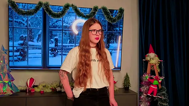 Snapshot of ArlineFarone chatting on 12/18/25, 06:08 ArlineFarone online show from 12/18/25, 06:08