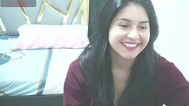 kangomez19 online show from 12/18/25, 12:49