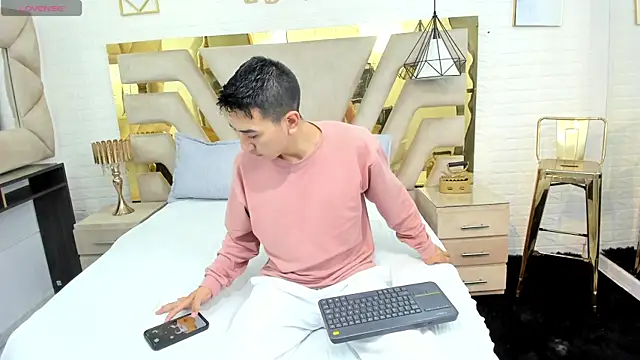 matias jeong online show from 12/18/25, 07:42