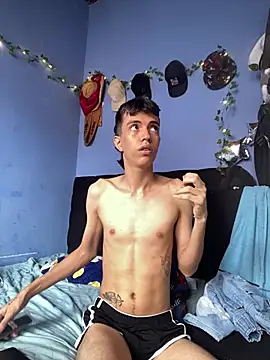 Juan Gomezz26 online show from 03/17/26, 08:34