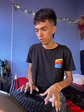 Juan Gomezz26 online show from 04/06/26, 09:27