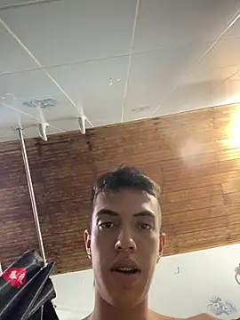 Juan Gomezz26 online show from 04/13/26, 09:53