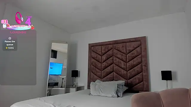 Scarlett  Noir online show from 01/06/26, 08:29