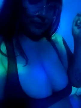 Tiana 27 online show from 05/08/26, 01:55