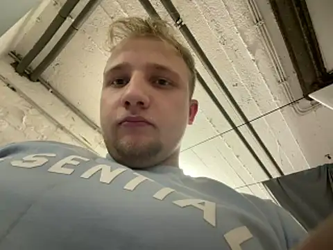 dust1n  online show from 02/04/26, 06:41