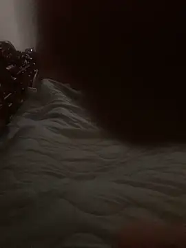 Snapshot of Phuc214055 chatting on 12/17/25, 03:01 Phuc214055 online show from 12/17/25, 03:01